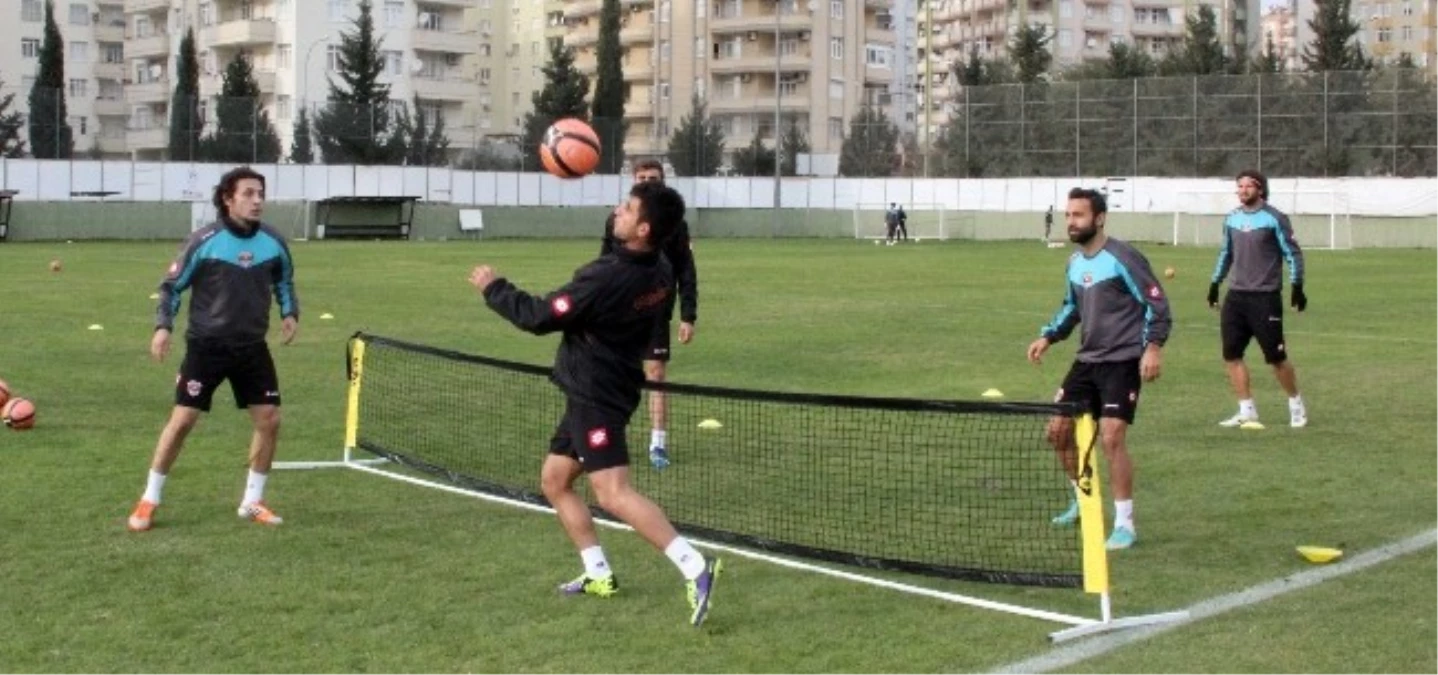Adanaspor, Mersin İdmanyurdu Maçı Hazırlıklarını Sürdürüyor