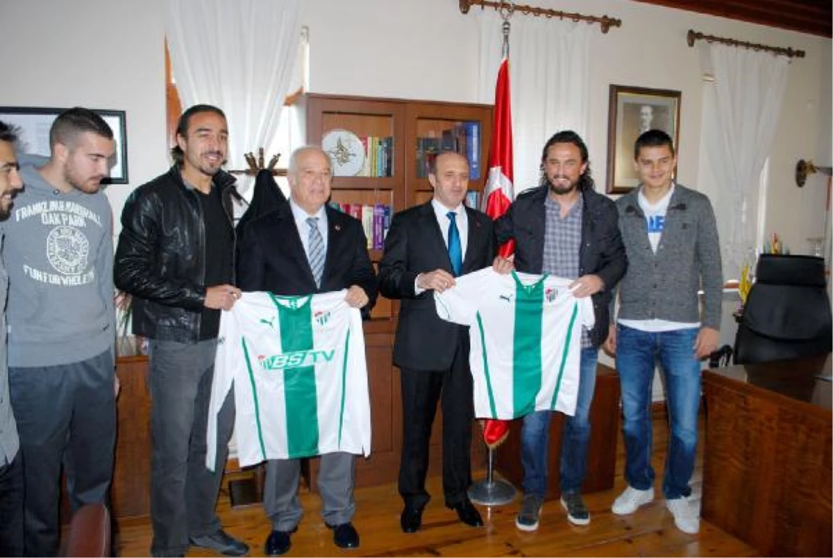Bursasporlu Futbolcular Öğrencilerle Buluştu