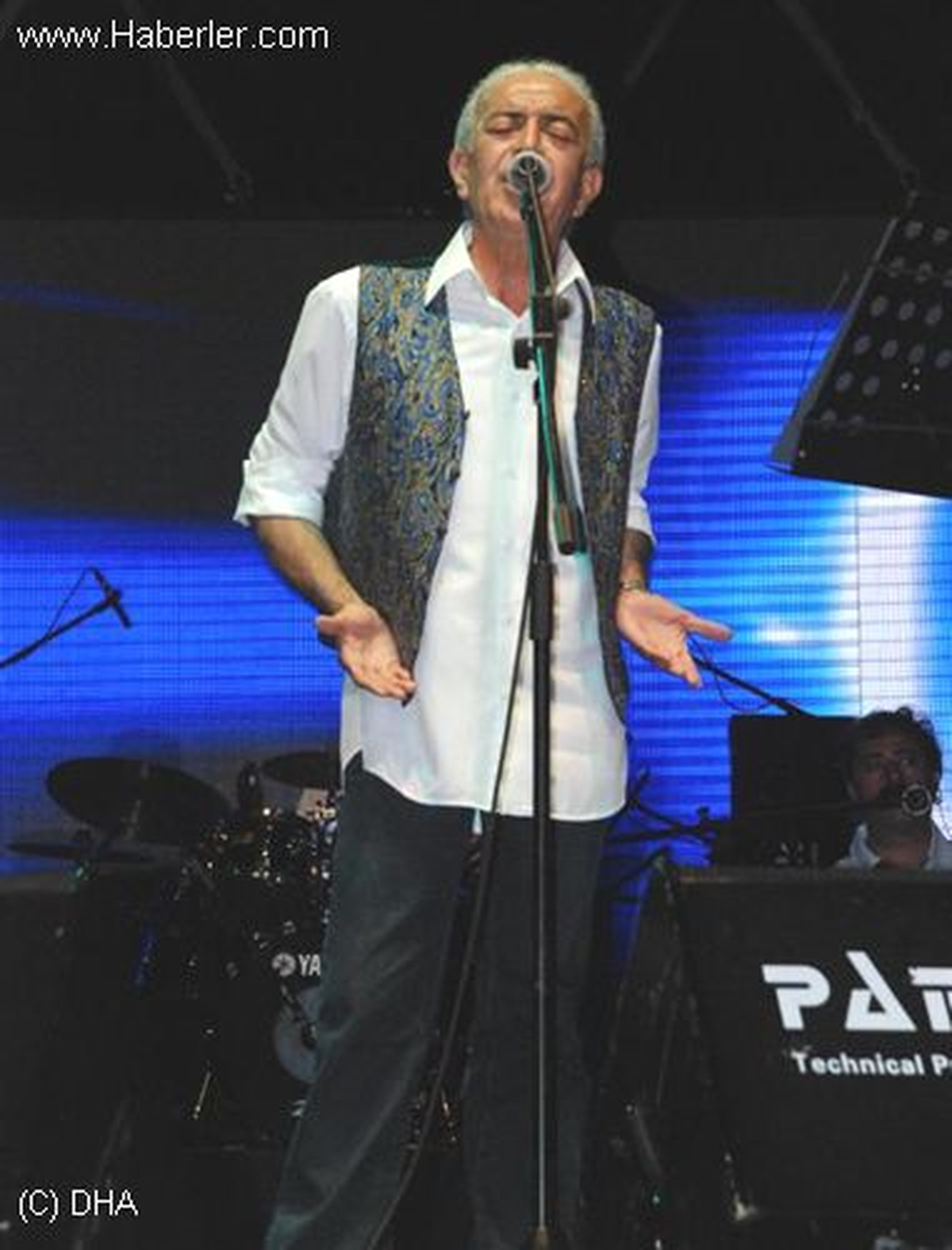 Büyükşehir Belediyesi\'nden Bir Günde 2 Konser