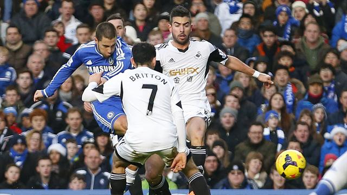 Chelsea - Swansea : 1-0 / Eden Hazard\'tan Altın Vuruş