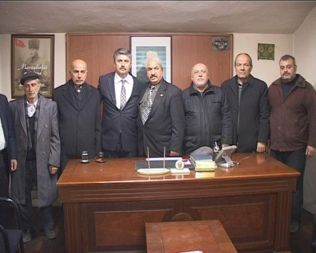 Hulisi Porgalı\'dan Muhtarlar Derneği\'ne Ziyaret