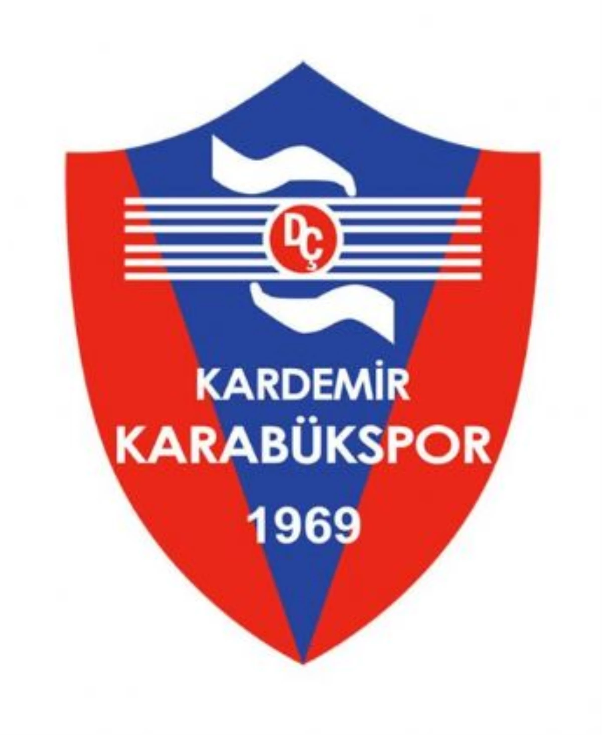 Karabükspor, 3 Futbolcu ile Yollarını Ayırdı