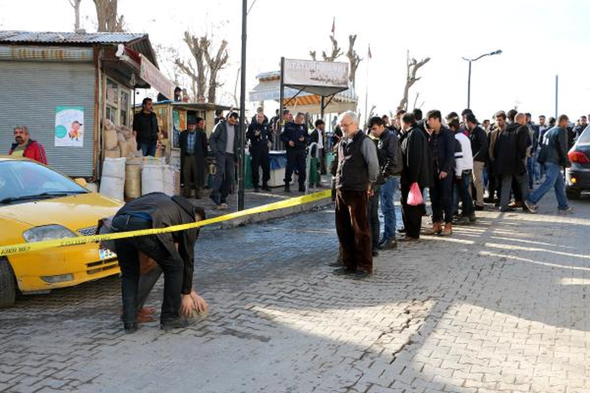 Kızına Tecavüz Eden Sanığı Sokak Ortasında Öldürdü