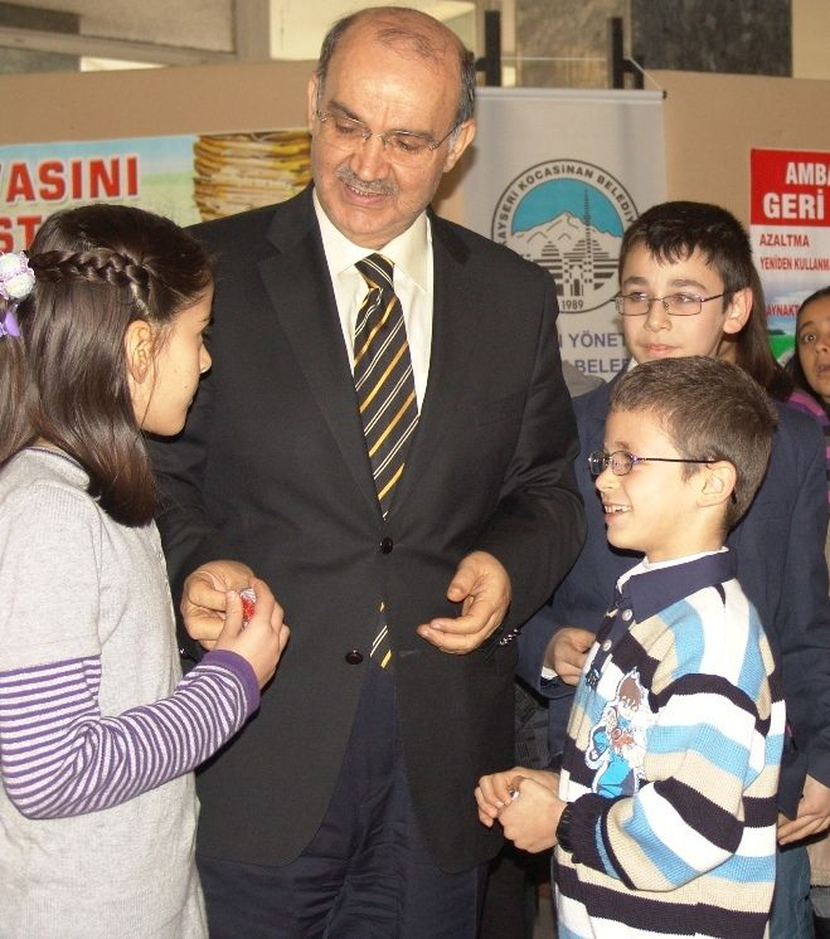 Kocasinan Belediyesinden Atık Pil Toplayanlara Ödül