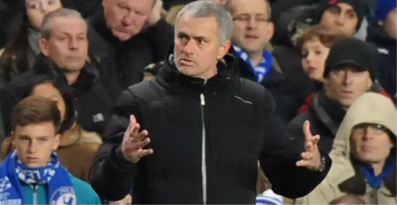 Mourinho Oyuncularına Sitem Etti: Beni Öldürüyorlar