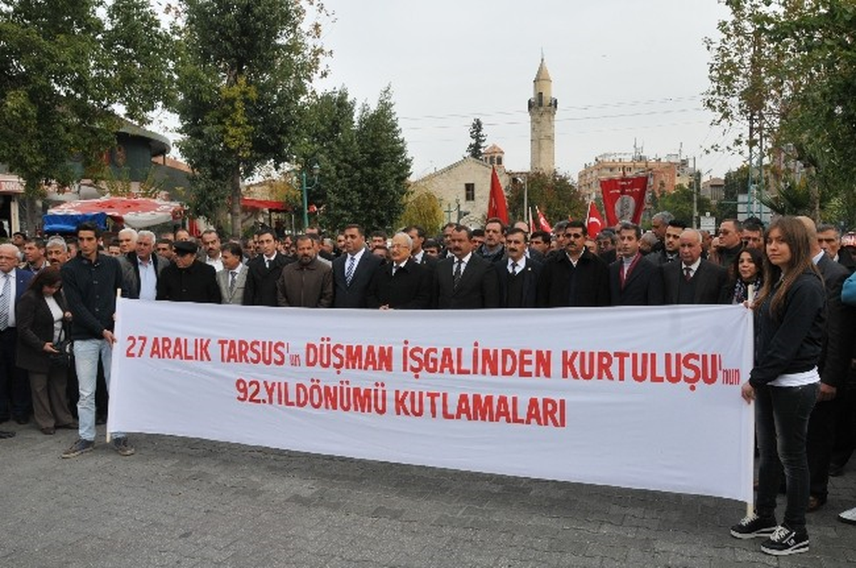 Tarsus\'ta \'Kurtuluş Yürüyüşü\'ne Binlerce Kişi Katıldı