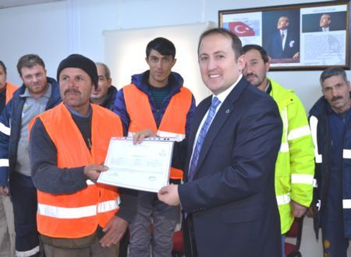 Tünel ve Viyadüklerde Çalışan İşçiler Ustalık Belgesi Aldı