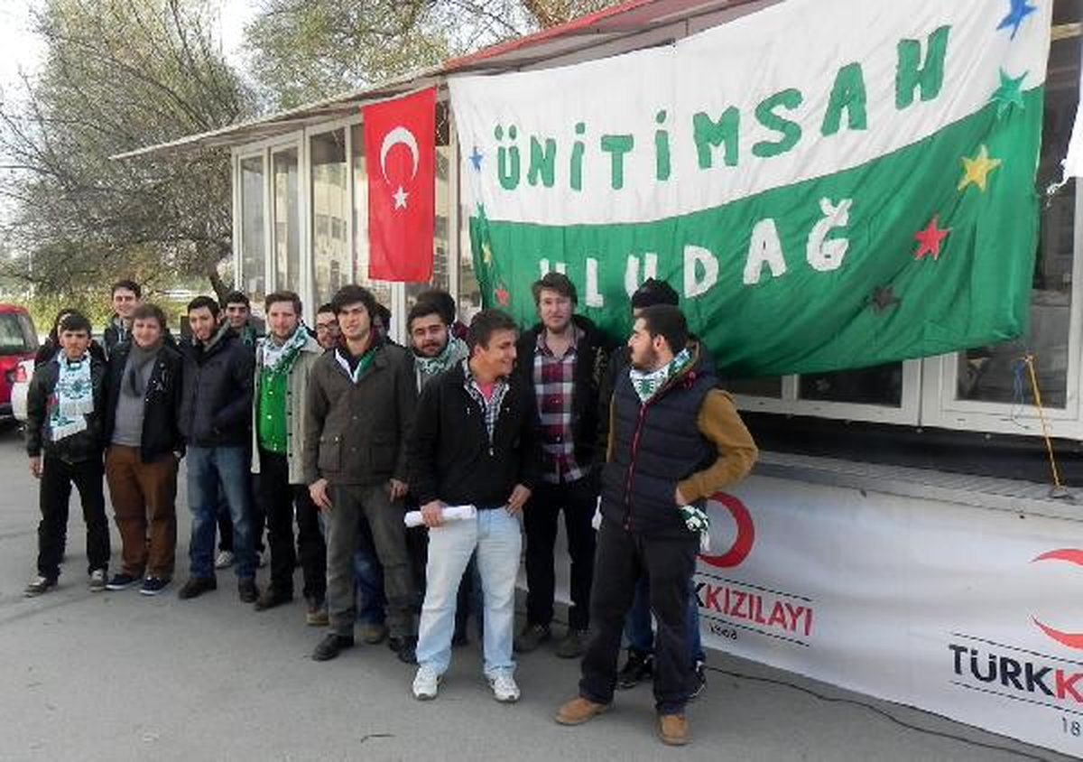 Üniversiteli Bursasporlulardan Kan Bağışı