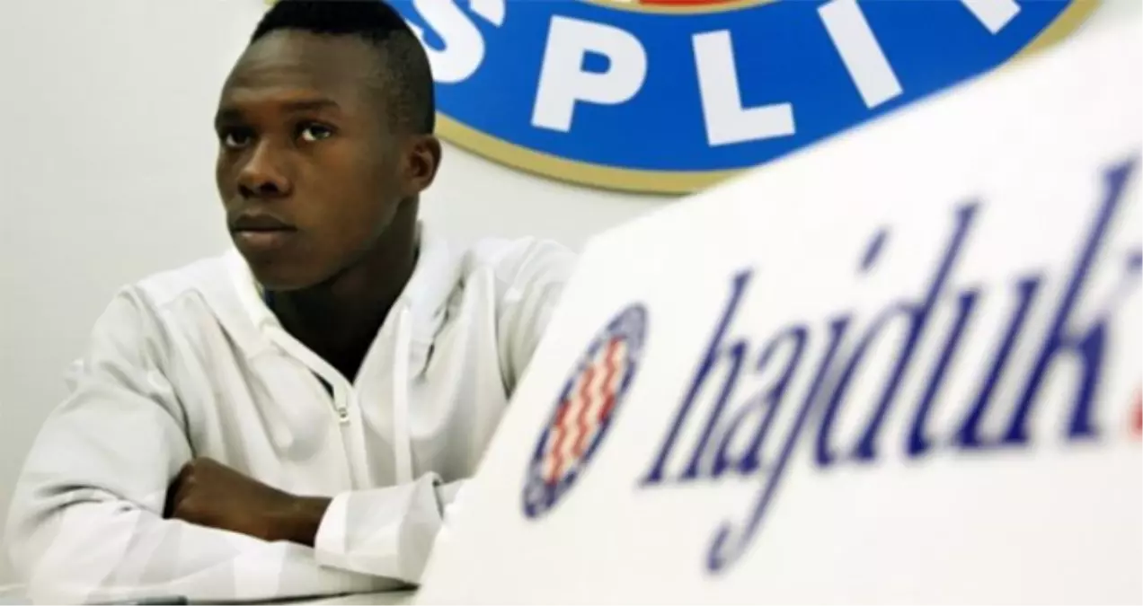 Ajax Fildişili\'nin Peşinde