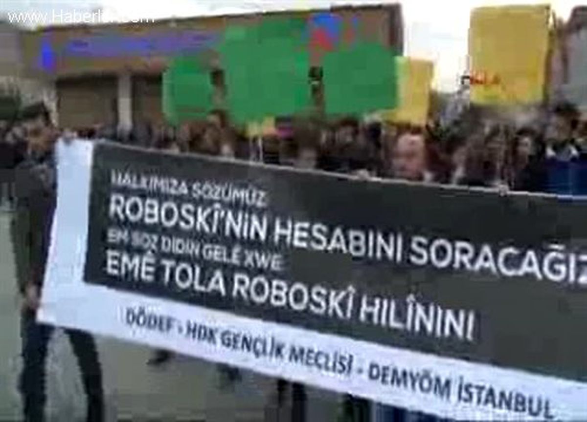 Beyazıt\'ta Roboski Yürüyüşü