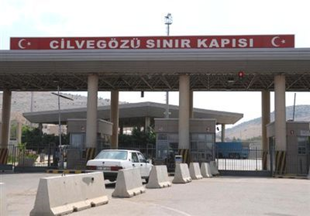Cilvegözü Sınır Kapısı\'nda Yoğunluk