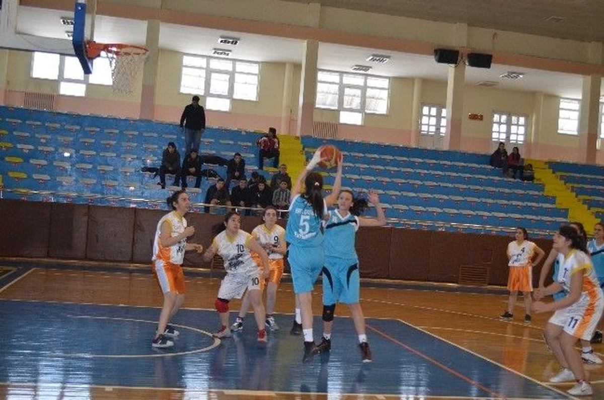 Erzurum\'da Liselerarası Basketbol Turnuvası