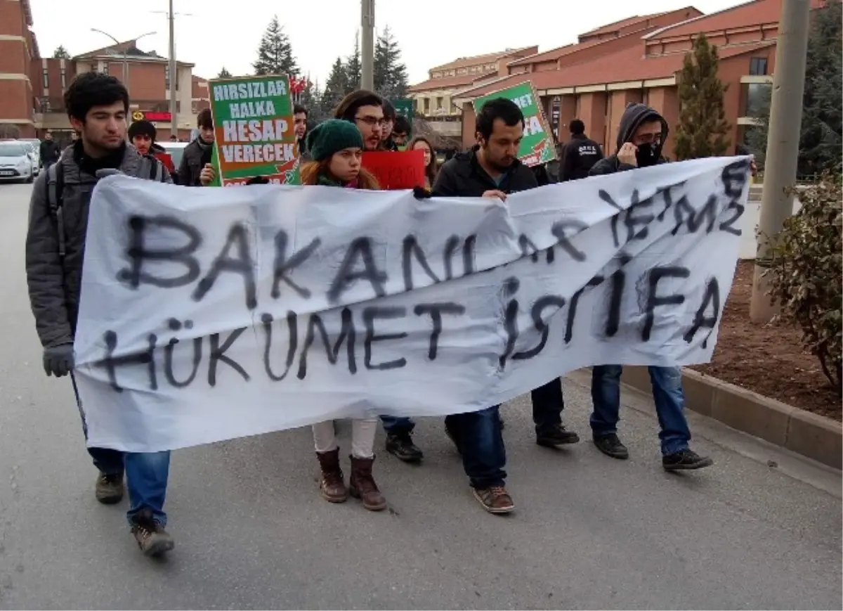 Eskişehir\'de Protesto Gösterisi