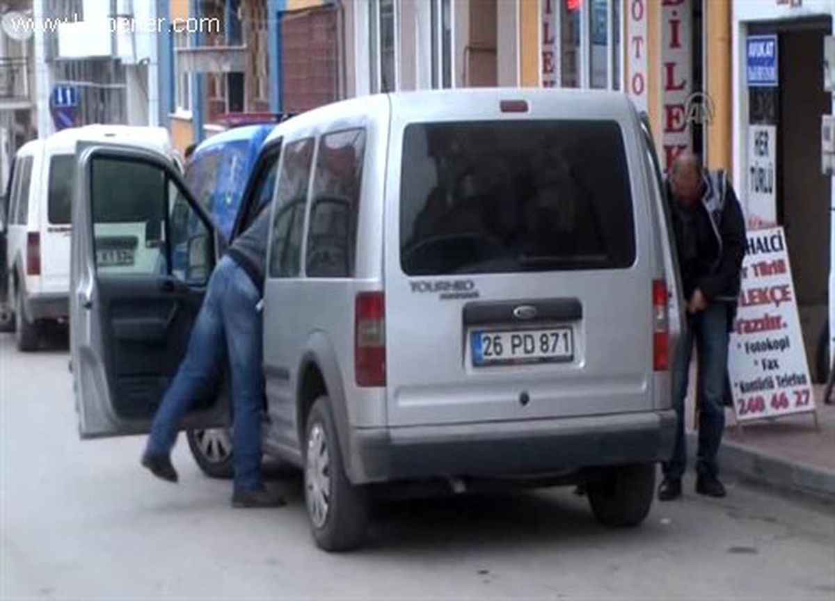 Evinde pompalı tüfekle öldürülen kişinin katil zanlısı olarak bir kişi gözaltına alındı -