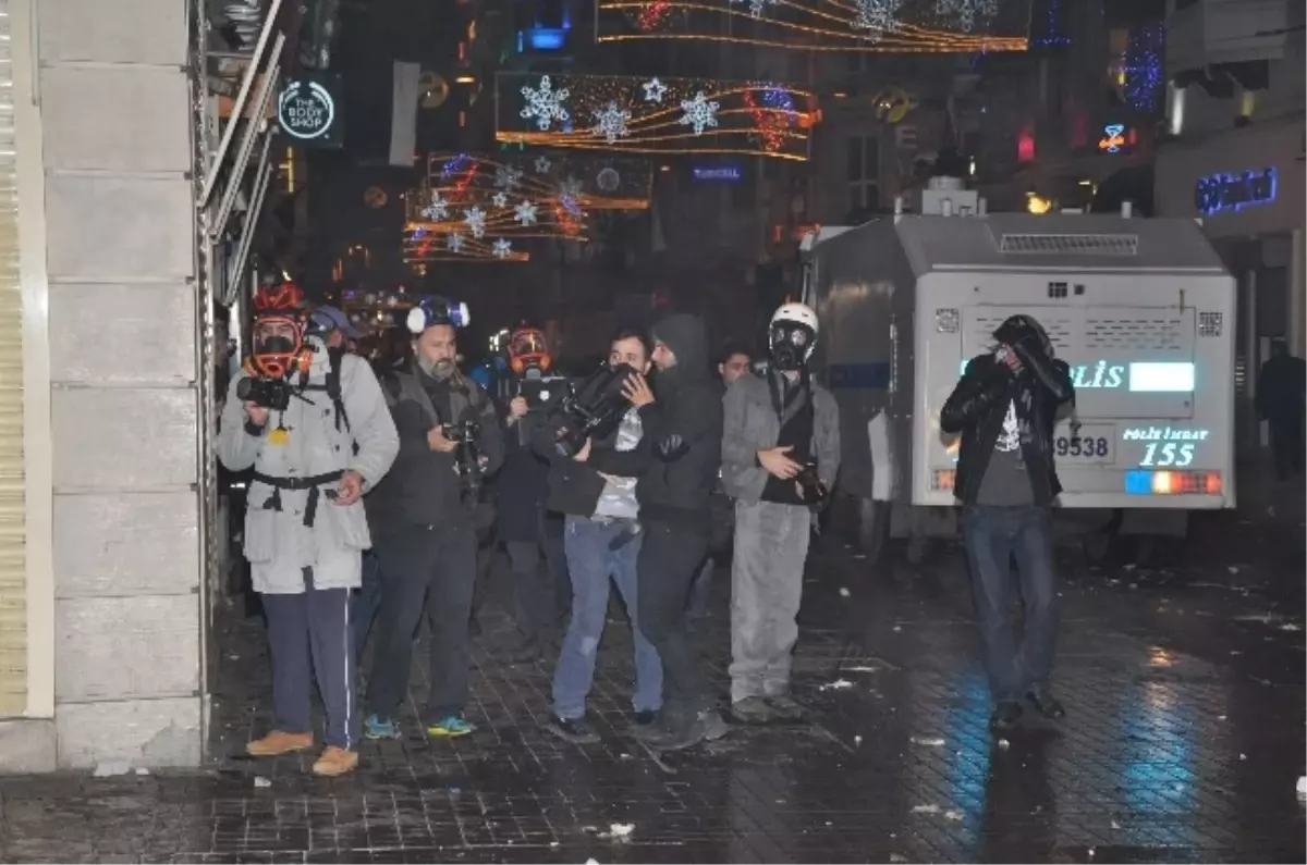 İstiklal Caddesi\'nde Polis Müdahalesi