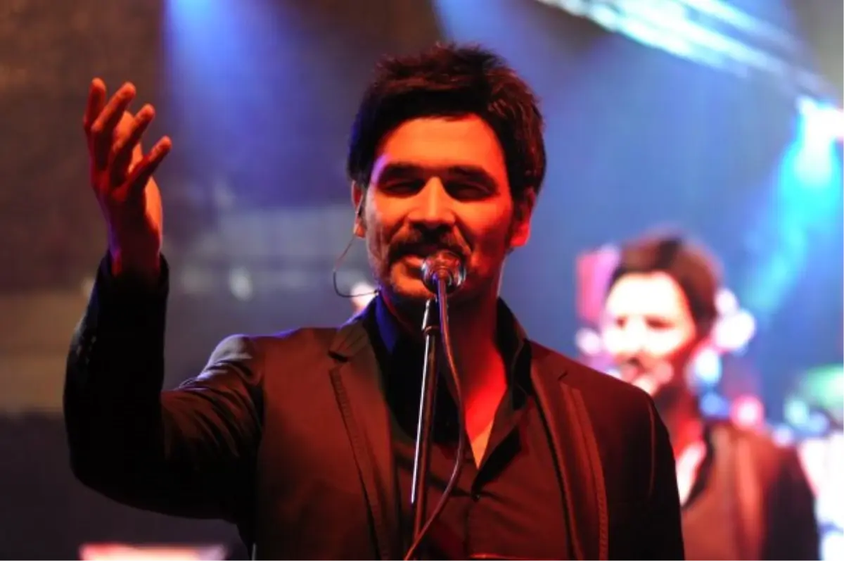 Mehmet Akif'e Vefa Uğur Işılak'tan 'Akifçe' Albümü