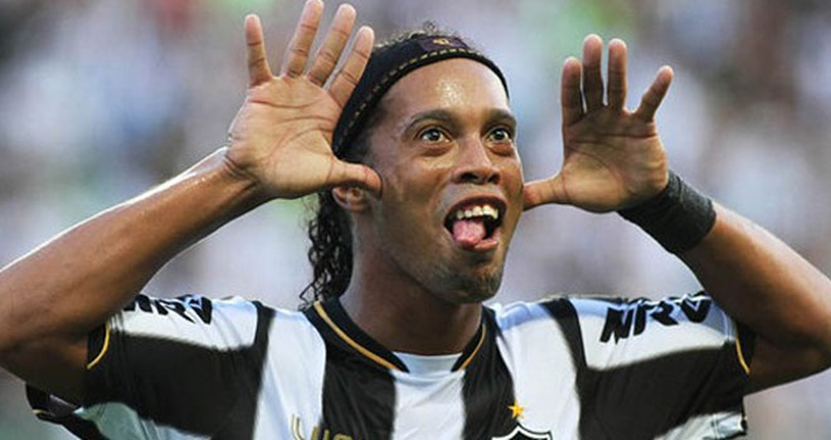 Ronaldinho Sürprizi