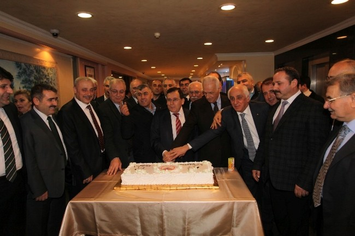 Ttso Yeni Yılı Pasta Keserek Karşıladı
