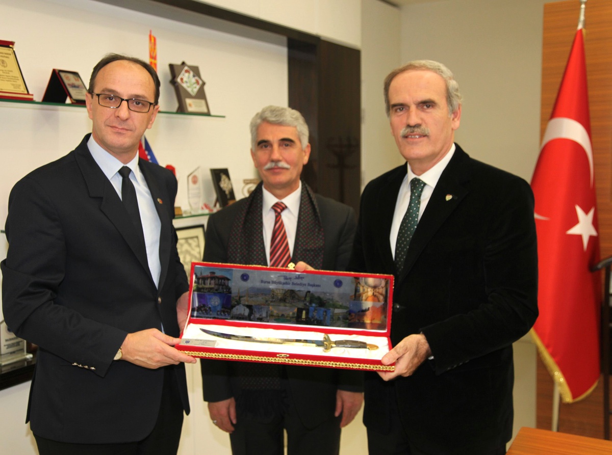 Yıldırım\'da "Vatandaşla Beş Çayı" Uygulaması