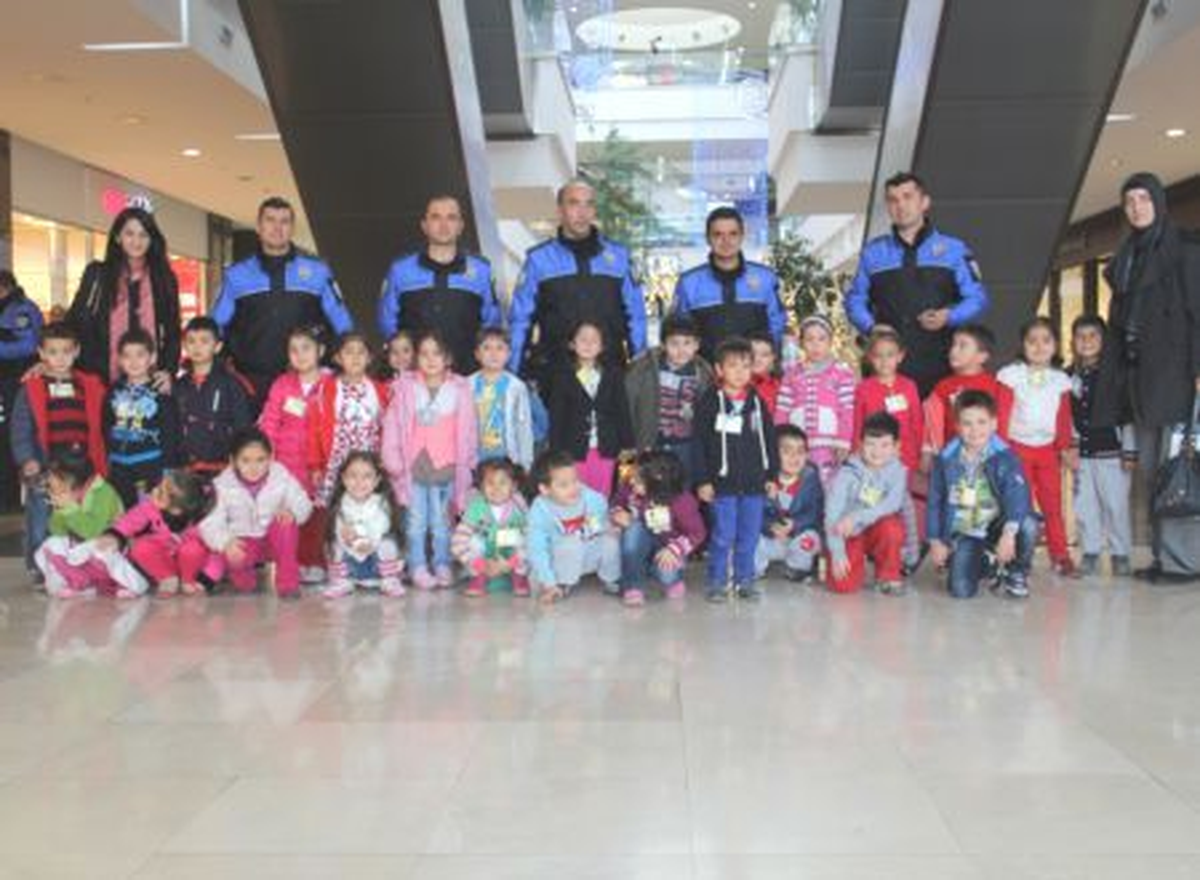 Zeytinköylü Anaokulu Öğrencileri İlk Defa Sinemaya Gitti