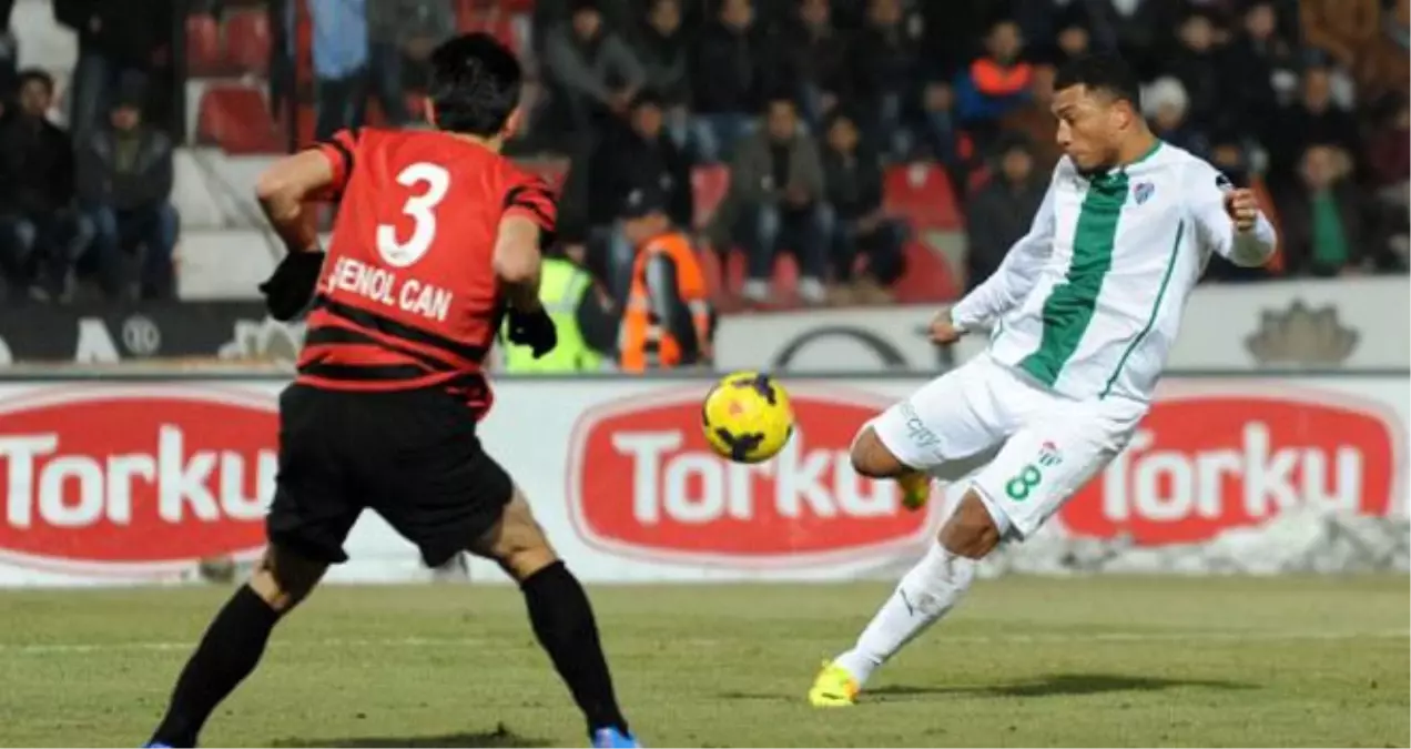 Antep\'te Gol Sesi Çıkmadı