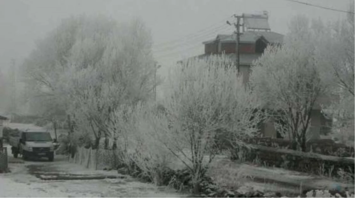 Ardahan\'da Kış Mevsimi Adeta Göz Kamaştırıyor