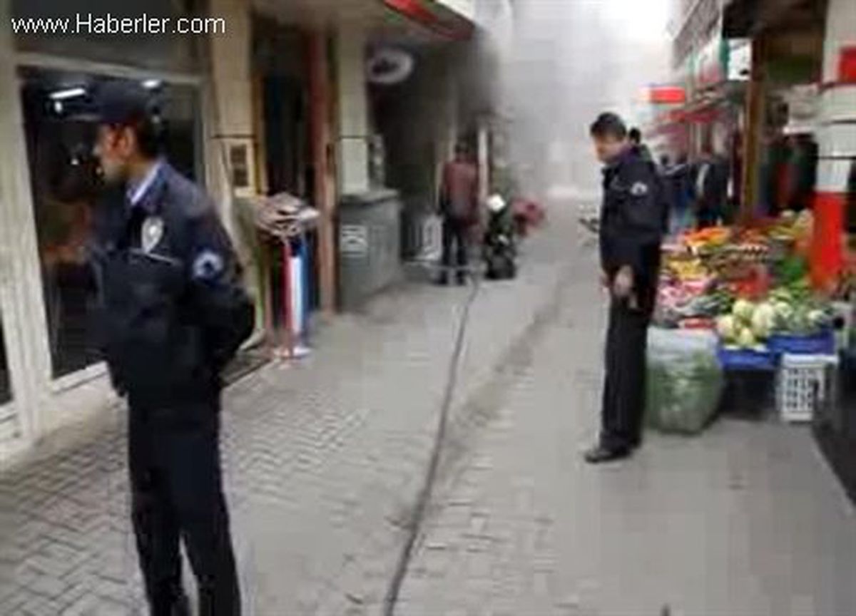 Balıkesir\'de Çifte Yangın Paniği
