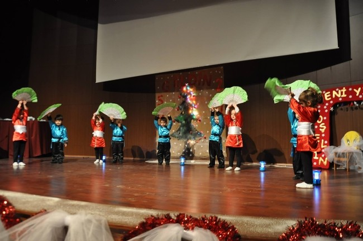 Düzce Üniveritesi Anaokulu Yeni Yıla Erken Girdi