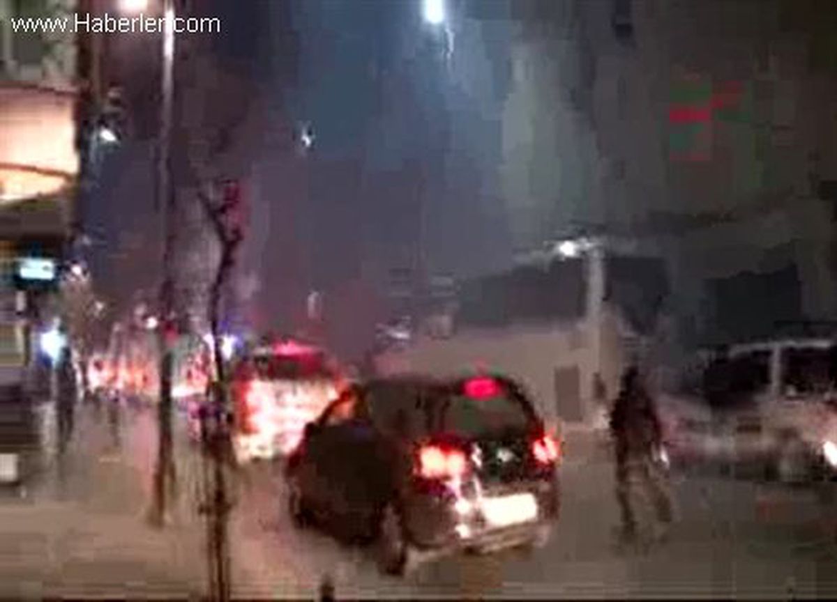 İstiklal Caddesi\'nde Polis Müdahalesi