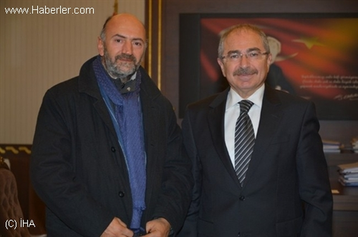 Sanatçı Nalbantoğlu, Vali Yaman\'ı Ziyaret Etti