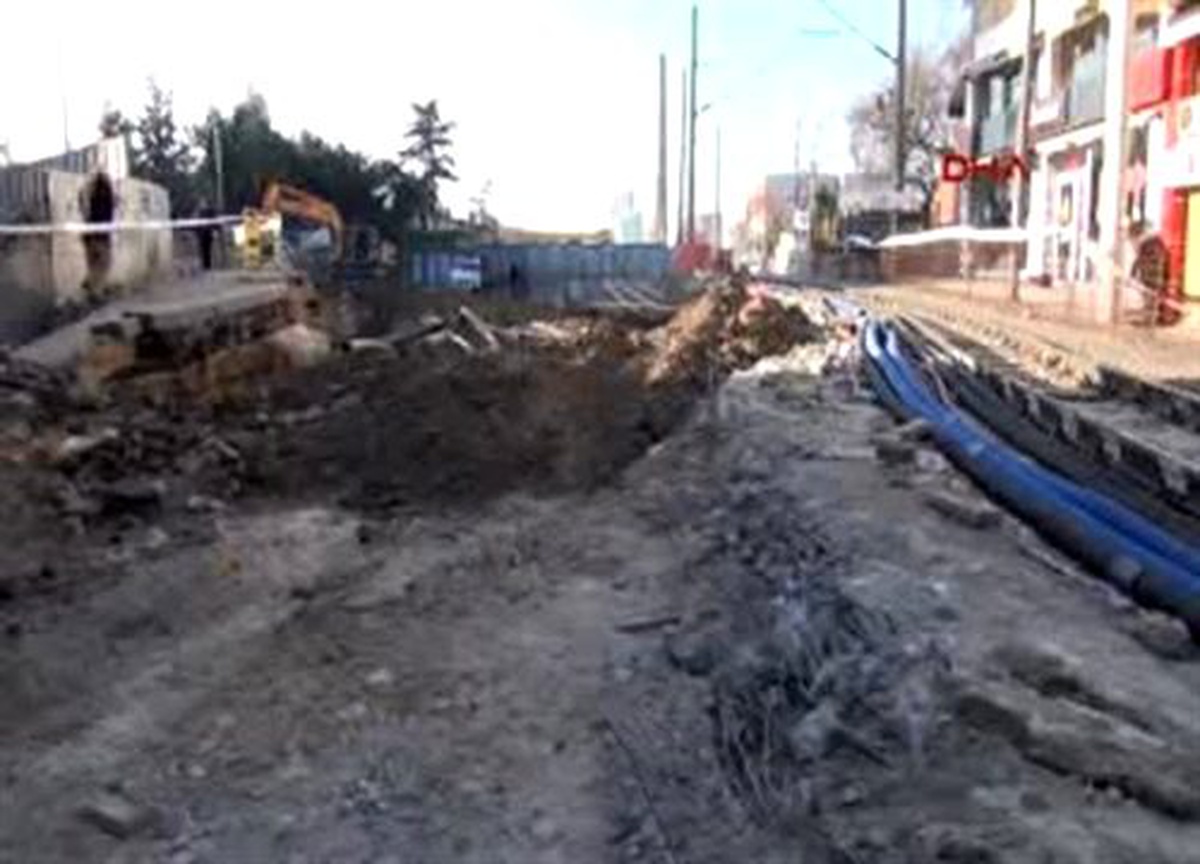 Yht Hattı İnşaatı, Esnaflara Kepenk Kapattırıyor