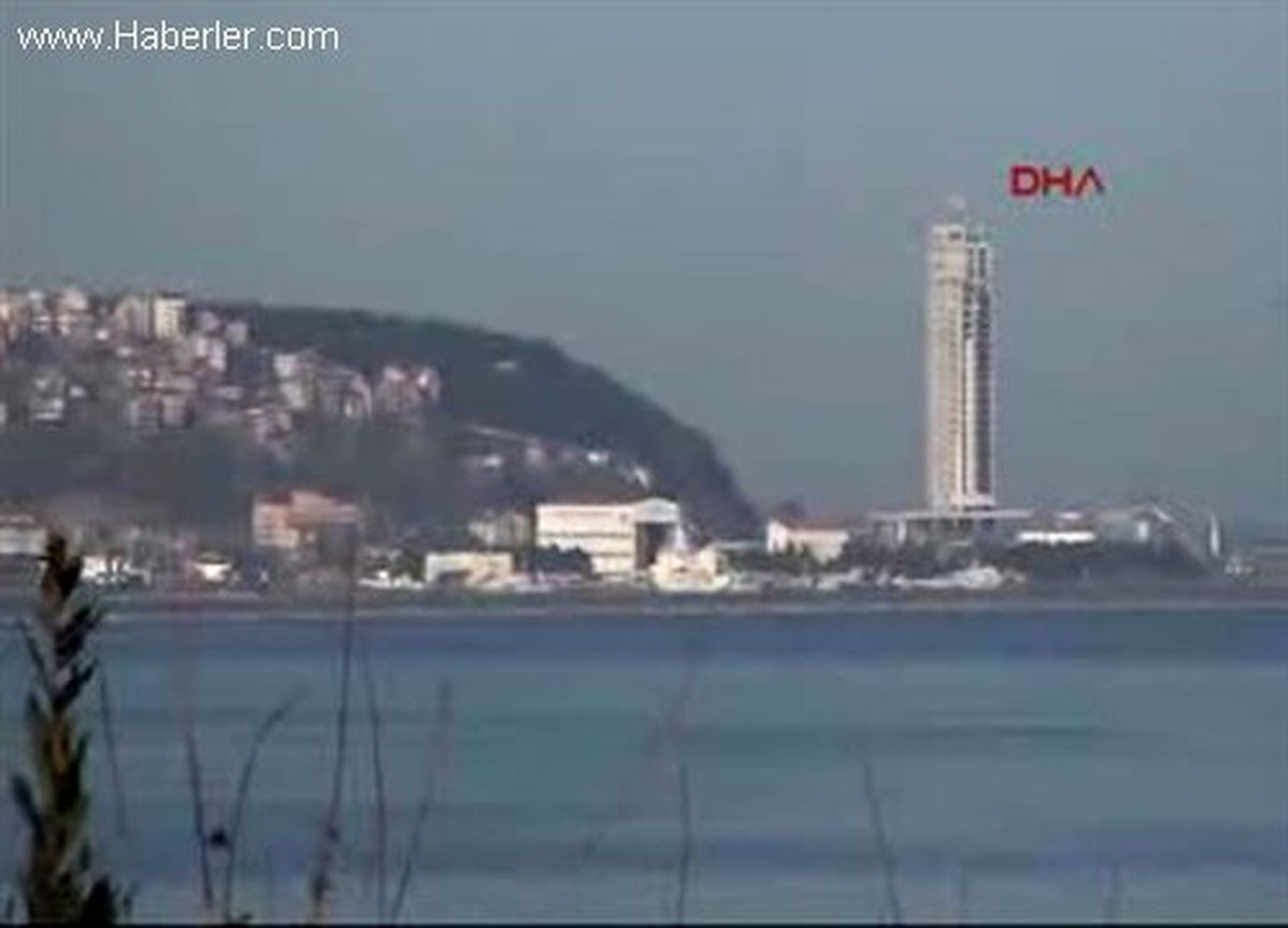 80 Metre Civarında. Bu Yapı Samsun\'un Kent Siluetine Kesinlikle Zarar Veriyor" Dedi.