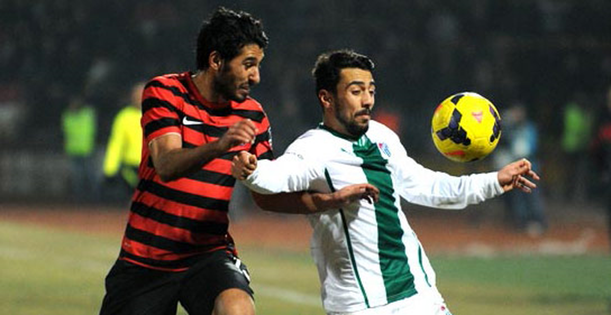 Bursaspor, İlk Yarıyı Deplasman Puanıyla Bitirdi