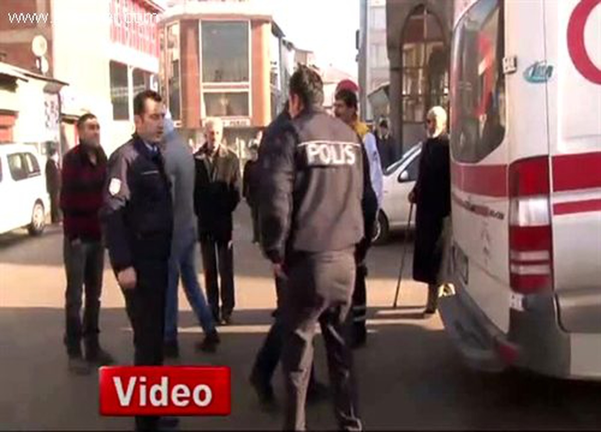Buzda Kayarak Düşen Bir Kişi Hayatını Kaybetti
