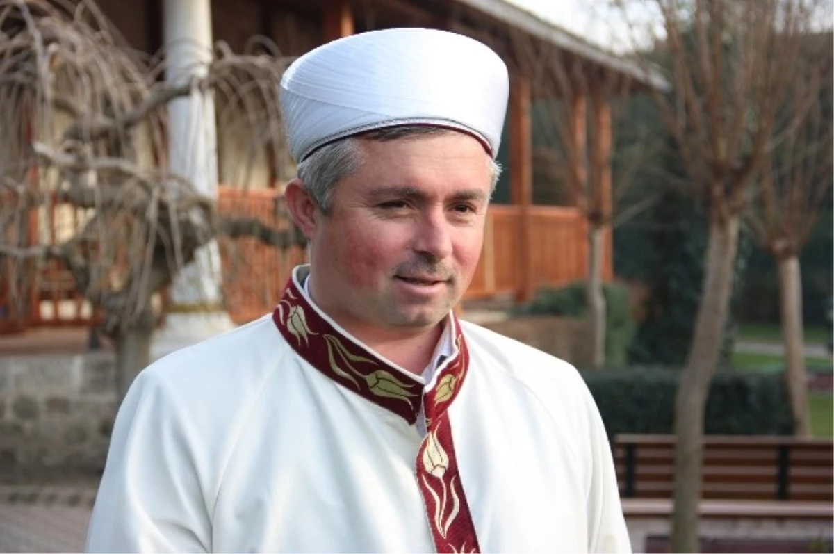 Eroğlu: "Hristiyanlar Gibi Yılbaşı Kutlamamız Dinimiz Açısından Caiz Değildir"
