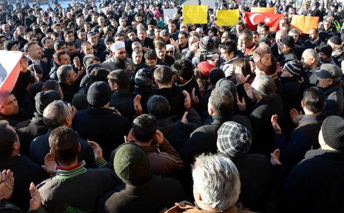 Erzurum\'da Erdoğan\'a Destek Mitingi