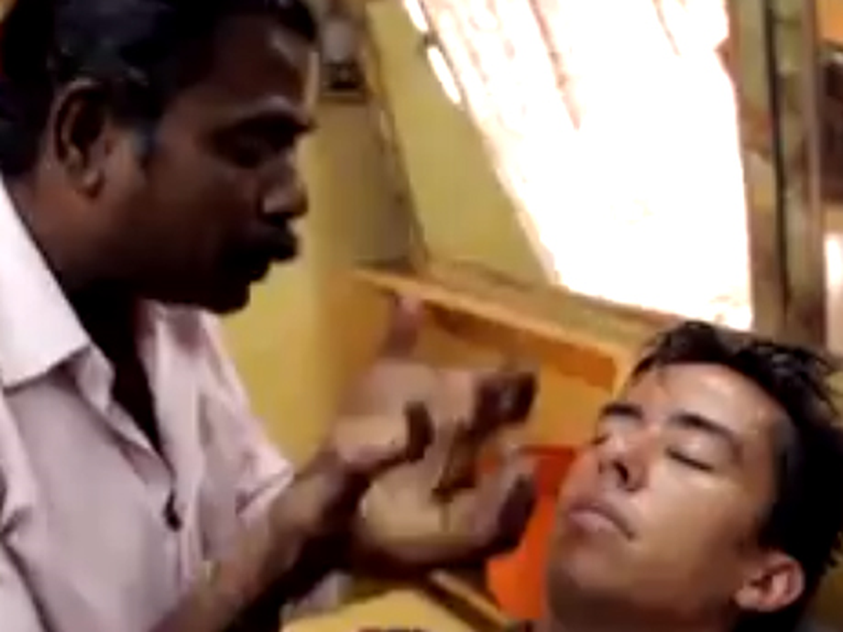 Hindistan Stili Kafa Masajı