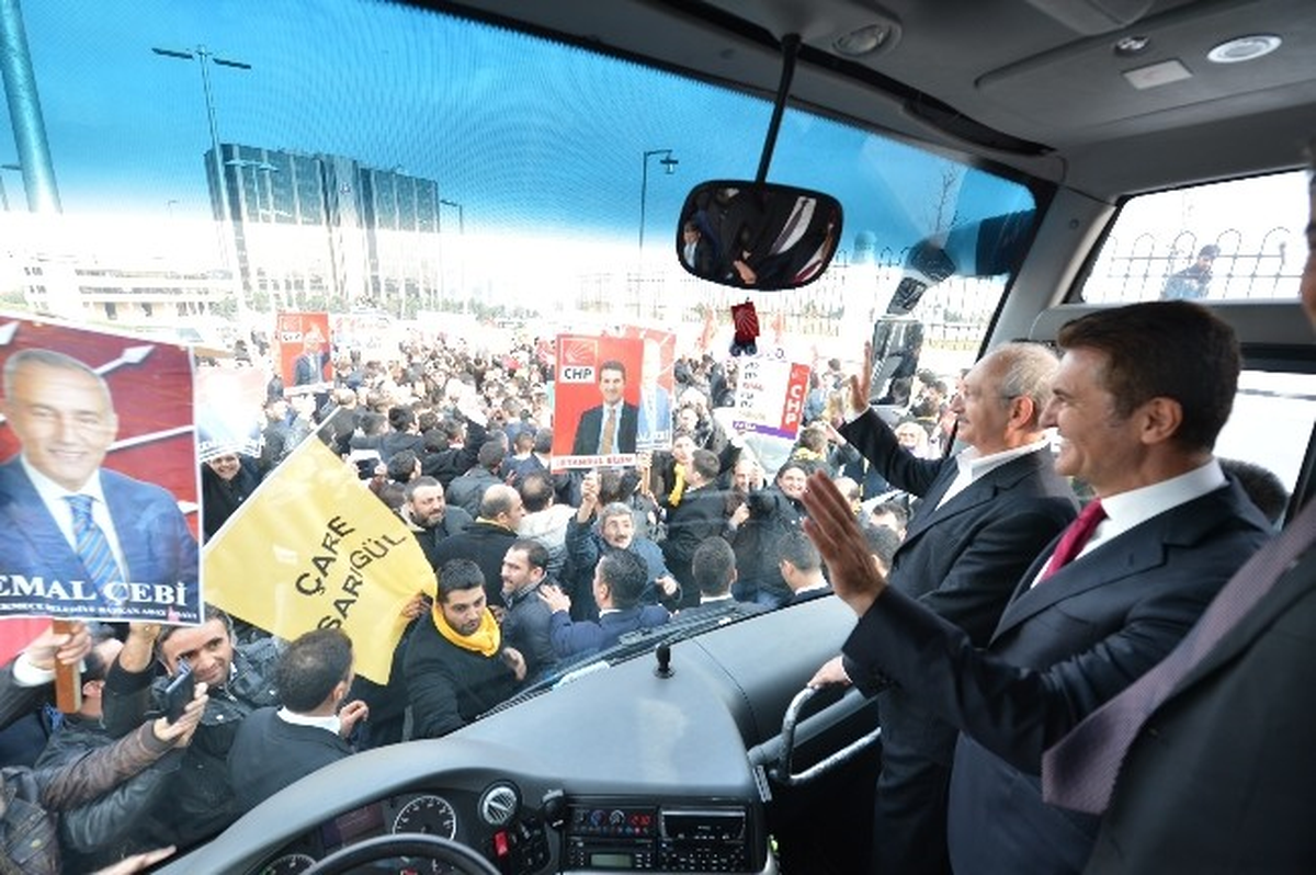 Kemal Kılıçdaroğlu ve Sarıgül\'e Büyük İlgi