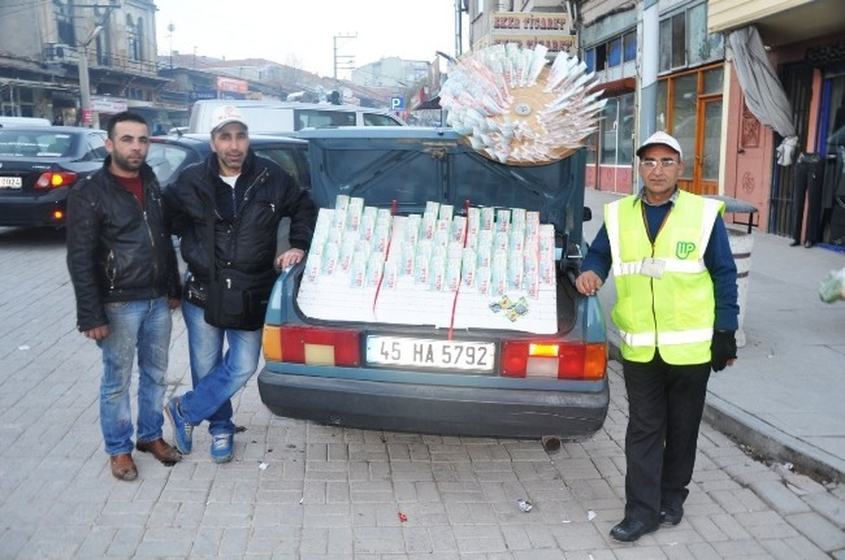 Kırkağaç\'ta Yılbaşı Biletlerine Yoğun İlgi