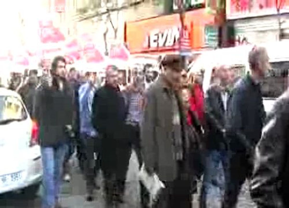 Trabzon\'da Hükümeti Protesto Yürüyüşü