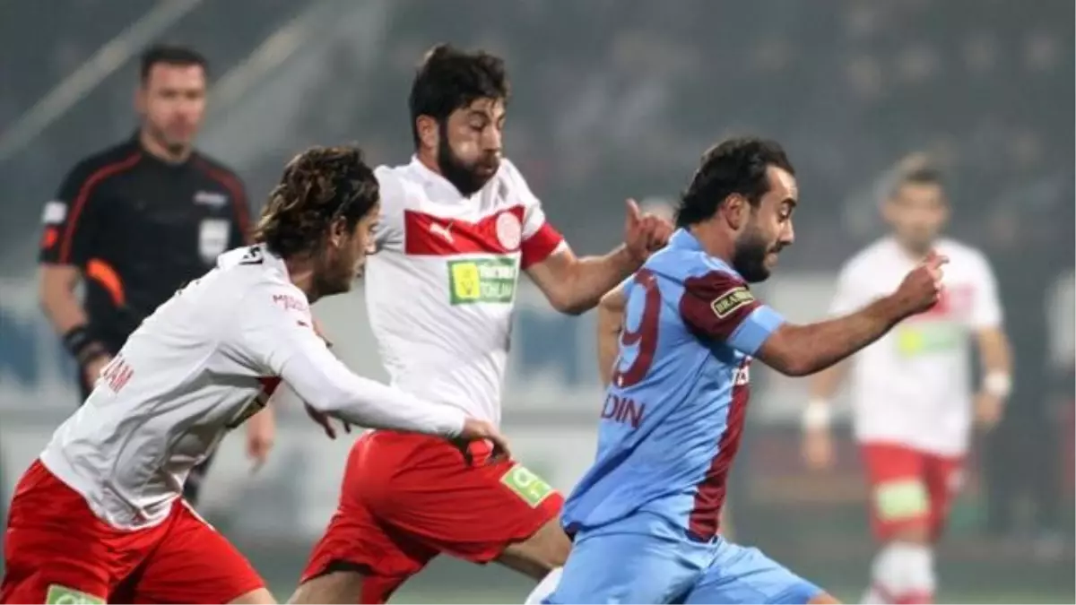 Trabzonspor - Antalyaspor: 2-1 / Fırtına Avni Aker\'de Esti