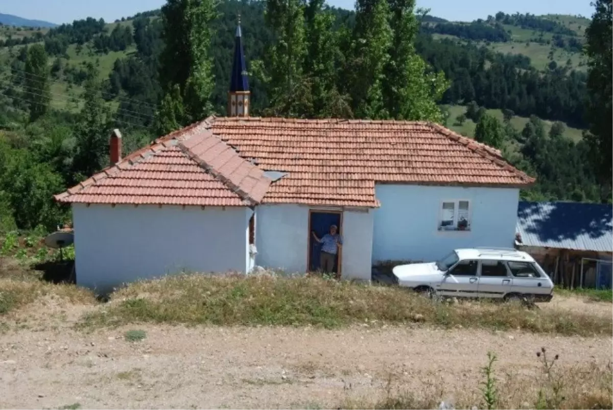 Ulaşlar Köyü İmam Evinde Ek İnşaat Çalışması