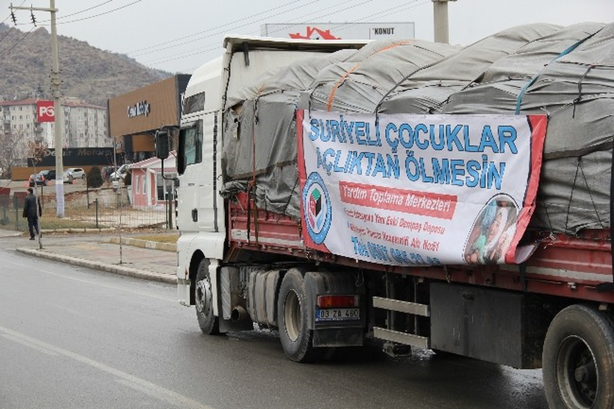 Afyonkarahisar\'dan Suriye\'ye Yardım Köprüsü