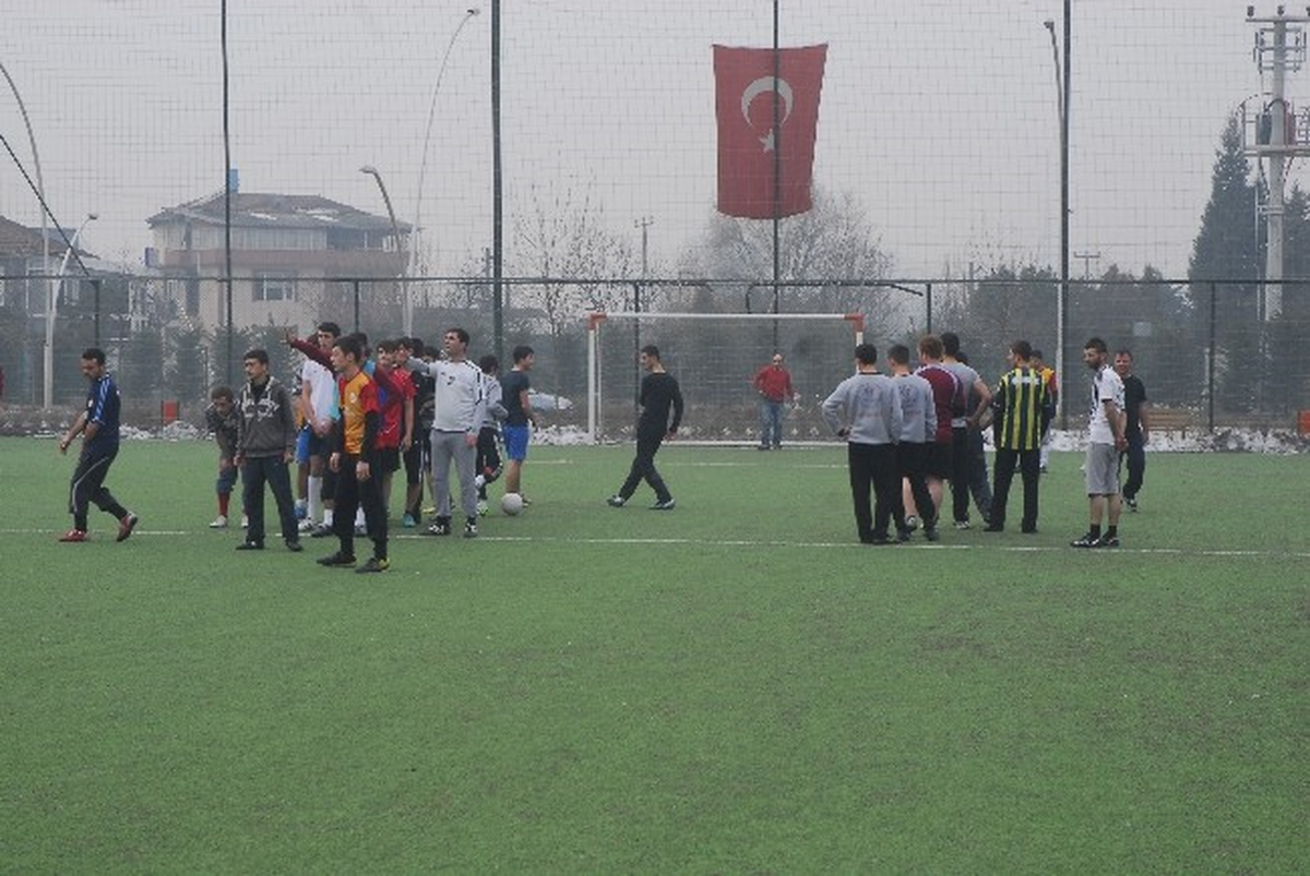 Aziziyespor Yeni Yeteneklerini Buldu