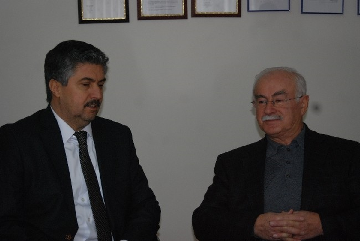 CHP Yeşilyurt Adayı Porgalı\'dan Cem Vakfına Ziyaret