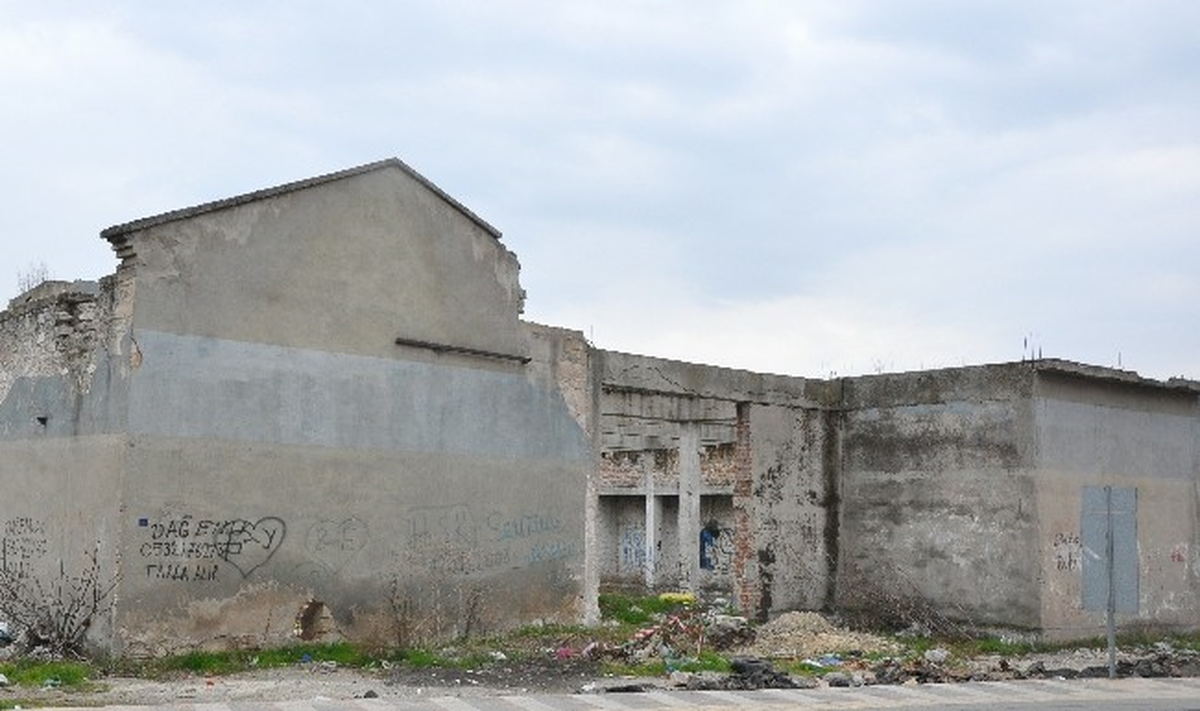 Harabe Bina Uyuşturucu Yuvası Oldu