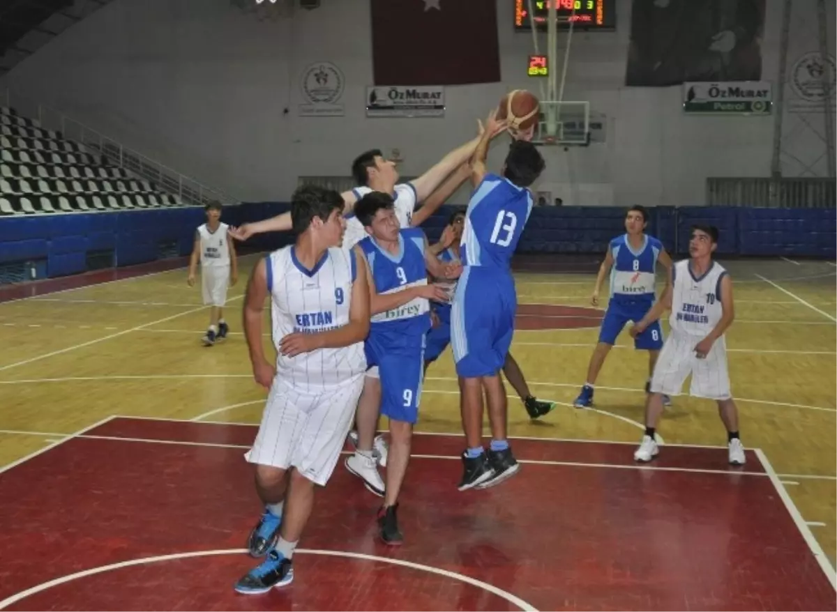 Malatya Basketbol Ligi\'nde 4 Müsabaka Oynandı