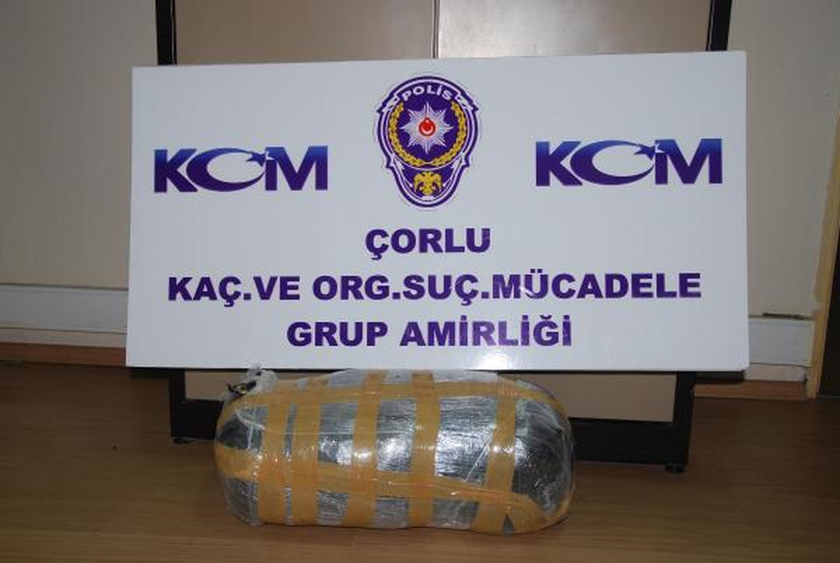 Çorlu\'da 6 Kilo Uyuşturucu Ele Geçirildi