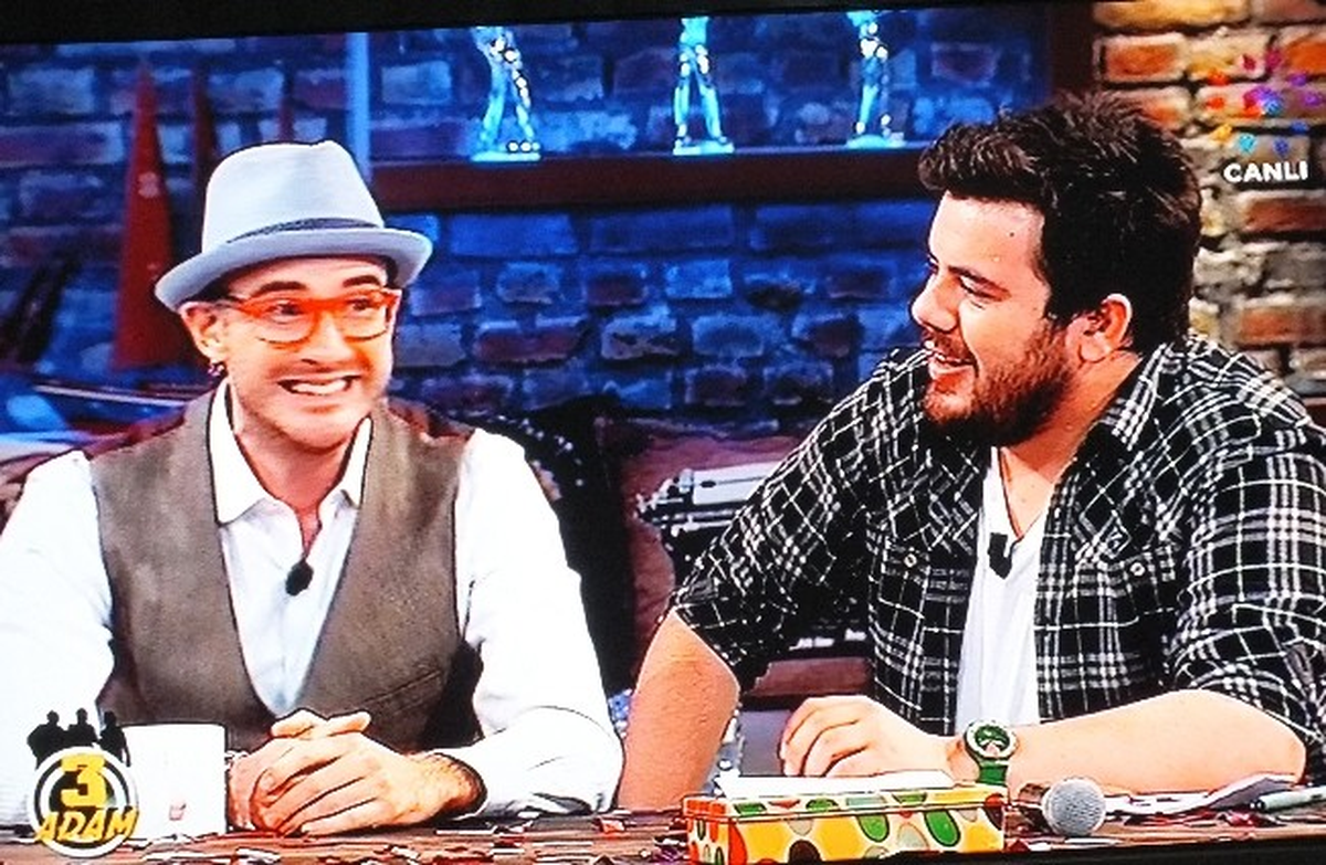 Tekirdağ\'ın Tayvan\'lı Şovmeni Karlova Tv\'lere Konuk Oldu
