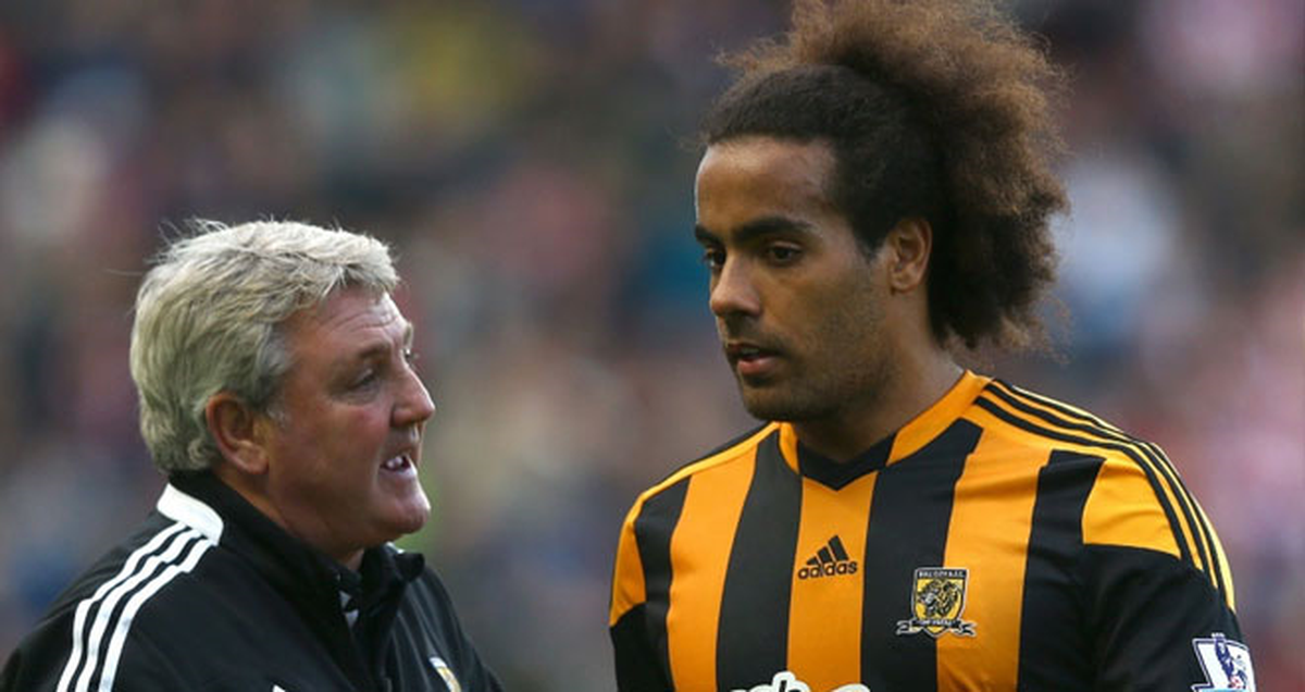 Hull City\'nin Oyun Lideri Tom Huddlestone Parlıyor